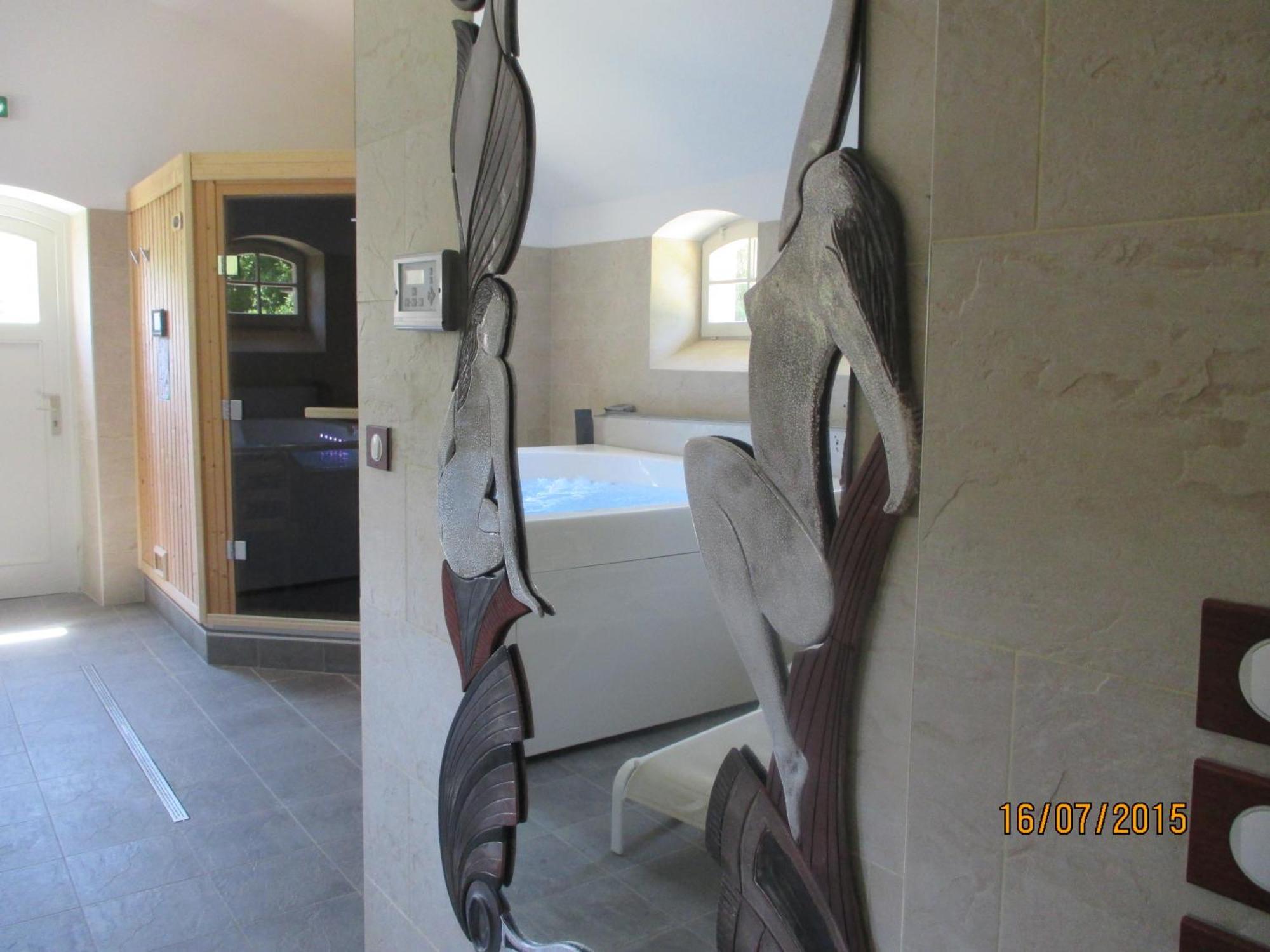 Chateau Des Monthairons Hotel Restaurant Gastromaison Spa Privatif Les Monthairons Exterior photo